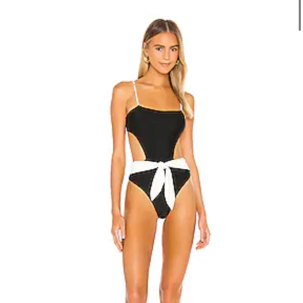 Brand New One Piece Swimsuit Size XS - Picture 1 of 5